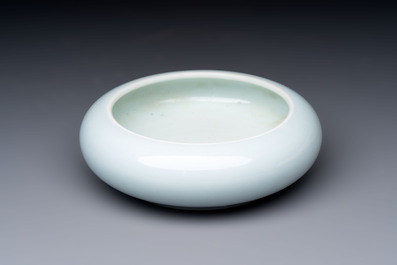 A Chinese claire-de-lune brush washer, Kangxi mark, 19th C.