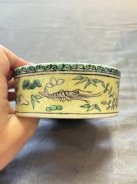 A pair of Chinese verte biscuit 'fish' jars and covers, 19th C.