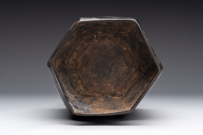 A rare Chinese hexagonal archaistic bronze vase with flame design, Song/Yuan