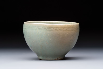 Two Korean celadon bowls with incised floral design, probably Goryeo/Joseon, 14/15th C.
