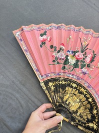 A Chinese Canton gilt-lacquered and painted paper fan with its original box, 19th C.