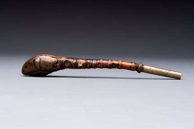Two Japanese lacquer inro, a pipe and seven netsuke, some signed, Edo/Meiji, 18/19th C.
