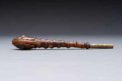 Two Japanese lacquer inro, a pipe and seven netsuke, some signed, Edo/Meiji, 18/19th C.