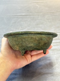 Two small Chinese bronze brush washers, Dong Chang Qi 董昌器 and Da Xiang Yuan Nian 大象元年 marks, Yuan/Ming