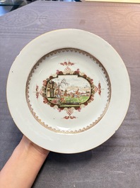 Four Chinese Meissen-style export plates with a hunting scene, Qianlong