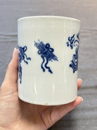 Two Chinese blue and white vases, a covered jar and a brush pot, Kangxi and later