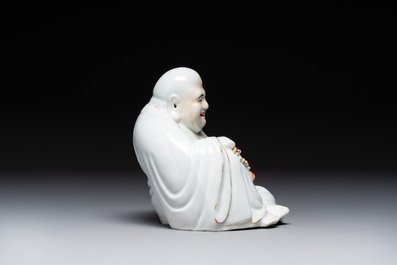 A group of three Chinese famille rose vases, a bitong, a covered teapot and a Buddha, Yongzheng, Qianlong and Xue Changsen 薛長森 marks, 19/20th C.