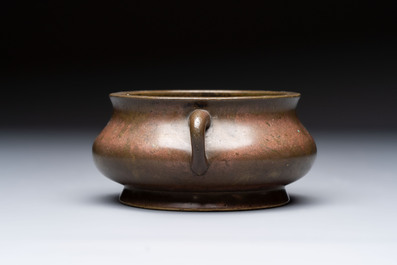 A Chinese bronze censer, Xuande mark, 19th C.