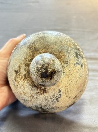 A Chinese archaistic jade vase and cover, 20th C.