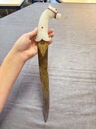 A white jade-hilted khandjar dagger, India, 19/20th C.