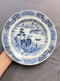 19 Chinese blue and white plates with antiquities, floral, and landscape design, Kangxi