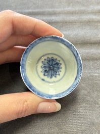 Six Chinese blue and white cups and ten saucers, Kangxi