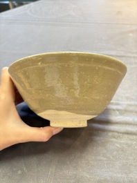 Three Chinese celadon-glazed plates and two bowls from the Jepara shipwreck,  Fujian or Zhejiang kilns, Song