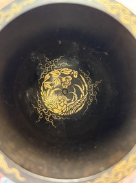 A fine Japanese Shibayama gilt-lacquer zitan cup, signed Dainippon Tokyo Seimusai 生霧齋 mark, Meiji, 19th C.