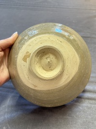 Three Chinese celadon-glazed plates and two bowls from the Jepara shipwreck,  Fujian or Zhejiang kilns, Song
