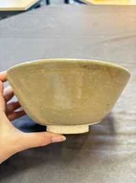 Three Chinese celadon-glazed plates and two bowls from the Jepara shipwreck,  Fujian or Zhejiang kilns, Song