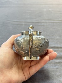 A Chinese silver three-piece tea service, marked Ye Li 業利, Canton, 19/20th C.