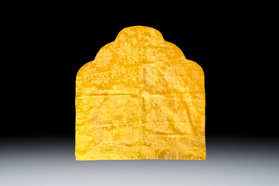 An imperial Chinese embroidered silk gold-thread yellow-ground cushion cover, Qianlong/Jiaqing