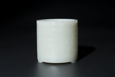 A rare Chinese archaistic jade 'chilong' tripod brush pot, 18th C.