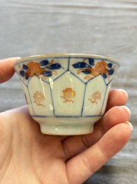 A large collection of 25 sets of Chinese blue, white and Imari-style cups and saucers, Kangxi/Qianlong