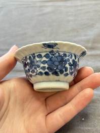 A large collection of 25 sets of Chinese blue, white and Imari-style cups and saucers, Kangxi/Qianlong