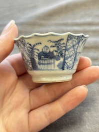 A large collection of 33 Chinese blue, white and Imari-style cups and 43 saucers, 17/19th C.