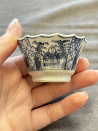 A large collection of 33 Chinese blue, white and Imari-style cups and 43 saucers, 17/19th C.