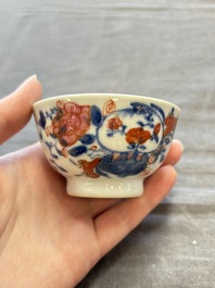 A large collection of 25 sets of Chinese blue, white and Imari-style cups and saucers, Kangxi/Qianlong