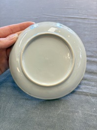 A large collection of 33 Chinese blue, white and Imari-style cups and 43 saucers, 17/19th C.