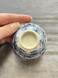 A large collection of 25 sets of Chinese blue, white and Imari-style cups and saucers, Kangxi/Qianlong