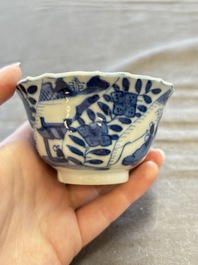 A large collection of 33 Chinese blue, white and Imari-style cups and 43 saucers, 17/19th C.