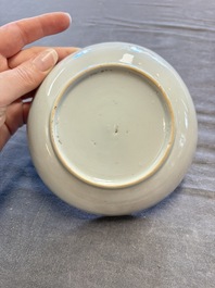 A large collection of 33 Chinese blue, white and Imari-style cups and 43 saucers, 17/19th C.