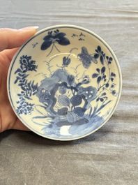 A large collection of 25 sets of Chinese blue, white and Imari-style cups and saucers, Kangxi/Qianlong