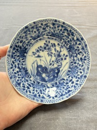 A large collection of 25 sets of Chinese blue, white and Imari-style cups and saucers, Kangxi/Qianlong
