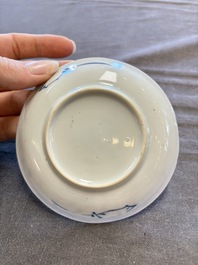 A large collection of 33 Chinese blue, white and Imari-style cups and 43 saucers, 17/19th C.