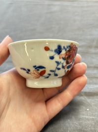A large collection of 25 sets of Chinese blue, white and Imari-style cups and saucers, Kangxi/Qianlong