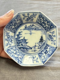A large collection of 25 sets of Chinese blue, white and Imari-style cups and saucers, Kangxi/Qianlong