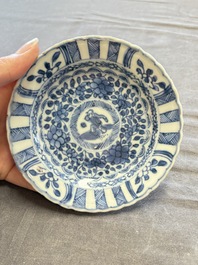 A large collection of 25 sets of Chinese blue, white and Imari-style cups and saucers, Kangxi/Qianlong