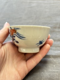 A large collection of 25 sets of Chinese blue, white and Imari-style cups and saucers, Kangxi/Qianlong