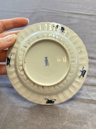 A large collection of 25 sets of Chinese blue, white and Imari-style cups and saucers, Kangxi/Qianlong