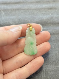 Four Chinese jadeite pendants with gold and silver mounts, 19/20th C.