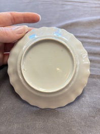 A large collection of 33 Chinese blue, white and Imari-style cups and 43 saucers, 17/19th C.