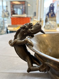 A large Chinese bronze basin with chilong handles, Qianlong mark, 20th C.