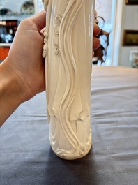Two pairs of Chinese ivory 'elegant beauty' carvings, 'Da Hai 大海' mark, 19/20th C.