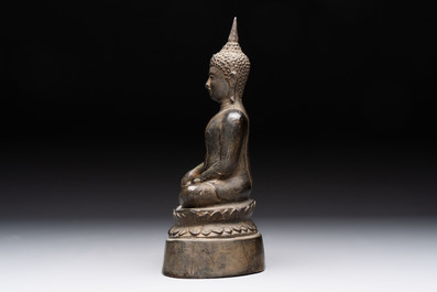 A Thai Buddha, a Sino-Tibetan bronze Bodhisattva and a Tibetan bronze and iron phurba, 18/19th C.