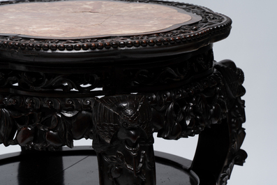 Two Chinese marble-topped hongmu two-tier stands, 19/20th C.