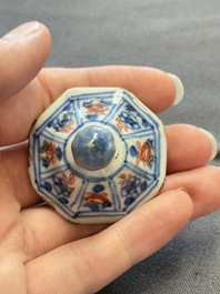 17 Chinese famille rose, verte and Imari-style wares, Kangxi/Qianlong