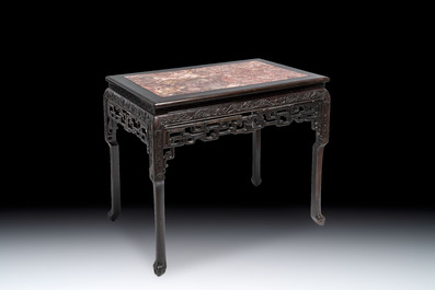 A Chinese marble-topped hongmu console table, 19/20th C.