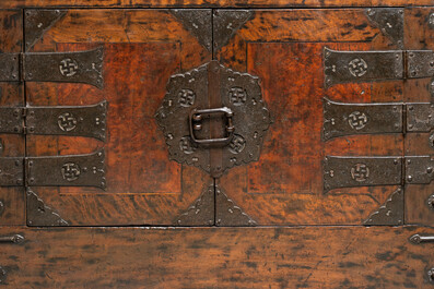 A Korean wooden cabinet or Morijang 머릿장, Joseon, 19th C.