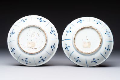 Two Chinese blue and white 'kraak' dishes and four plates, Wanli